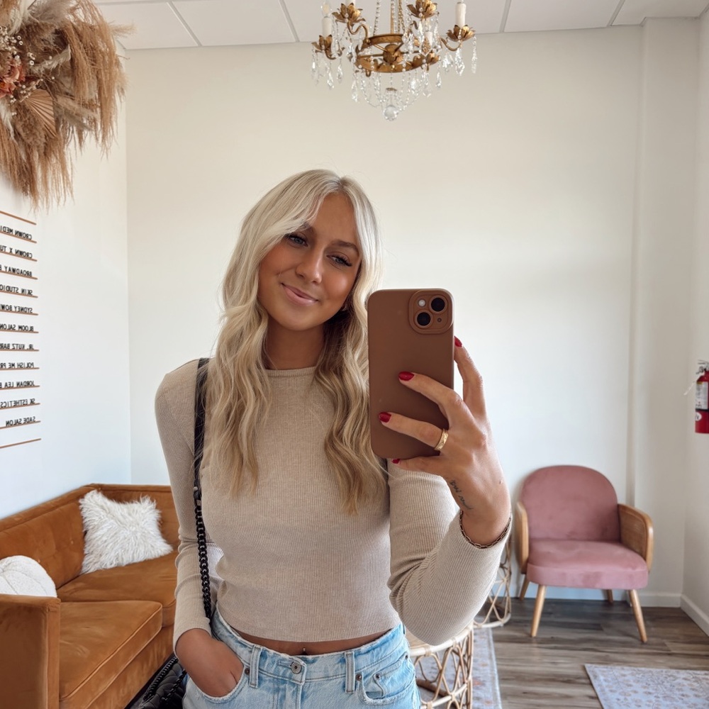 Meet your Posher, Lauren